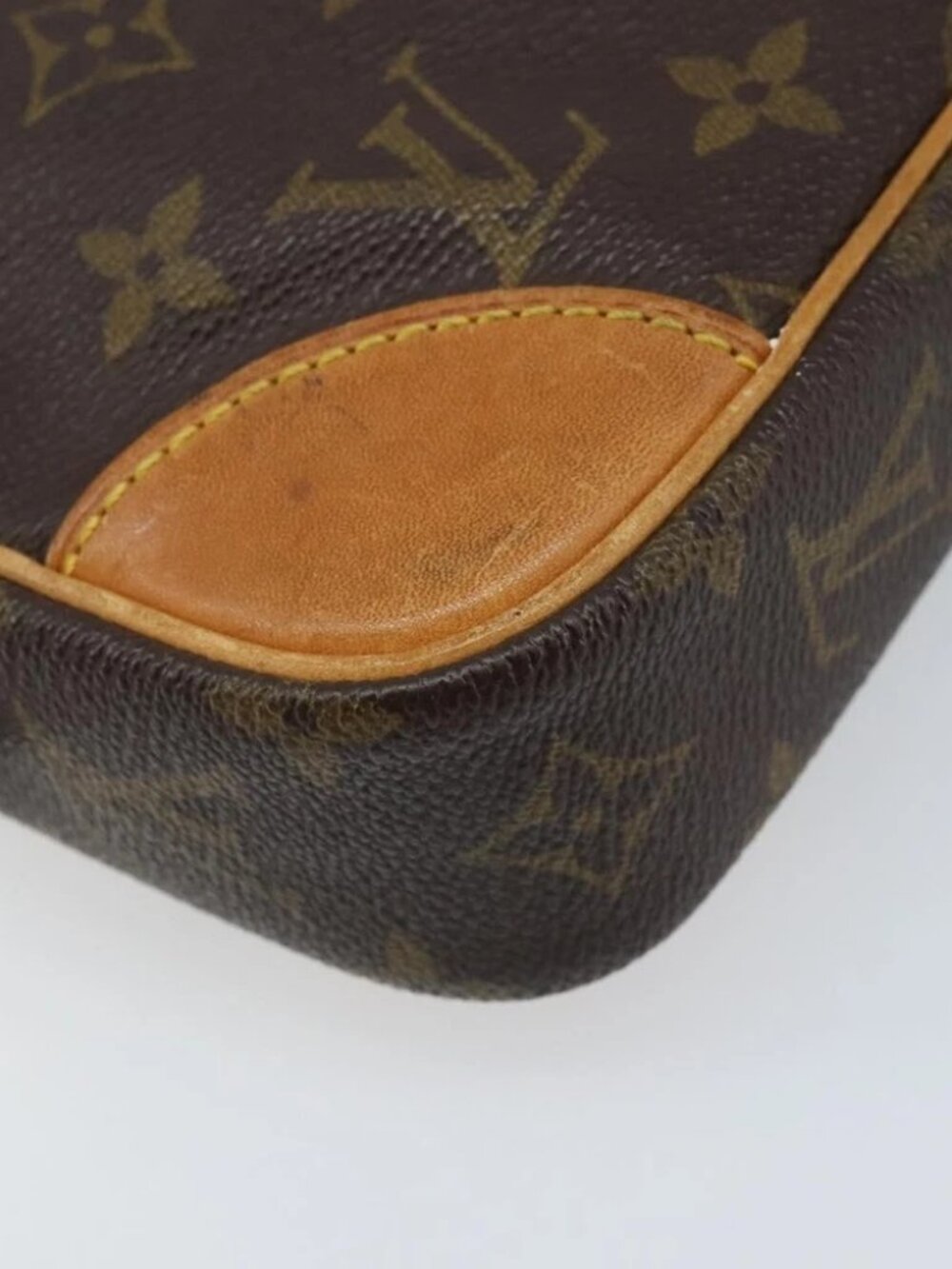 LOUIS VUITTON Monogram Marly Dragonne GM Clutch Bag - Picture 10 of 16